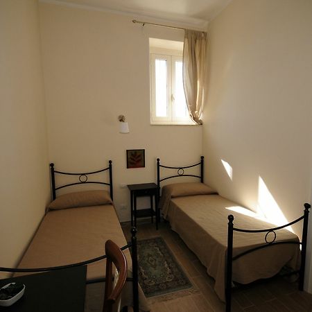 Gilda Rooms & Breakfast 노토 외부 사진